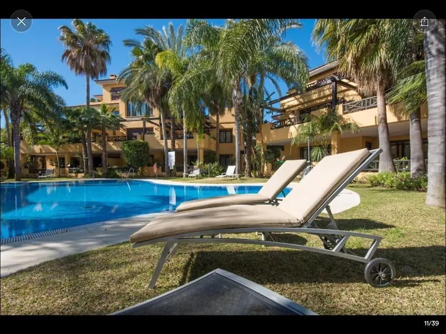Luxury Villa On Mistral Beach, Puerto Banus. Marbella Spagna